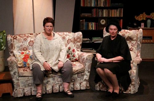 Stefany Frost, Lynne Keen